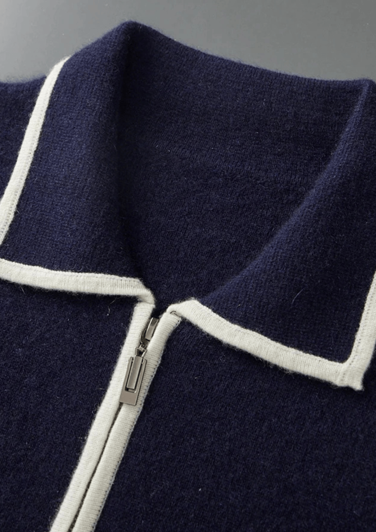 PURE EXTRA-FINE MERINO WOOL TWO-TONE POLO CARDIGAN
