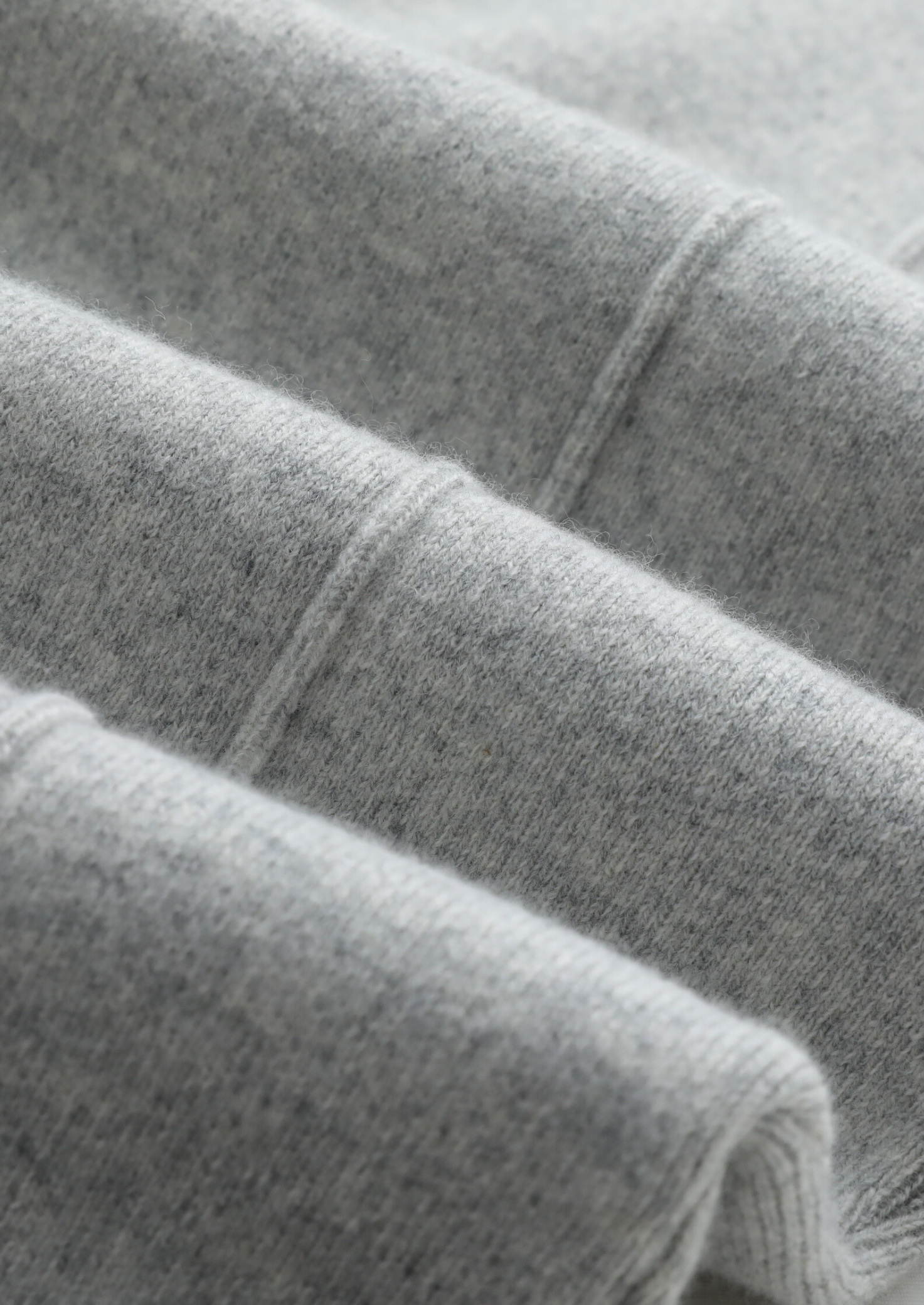 Pure Extra-Fine Merino Wool Luzzo Set - Light Gray