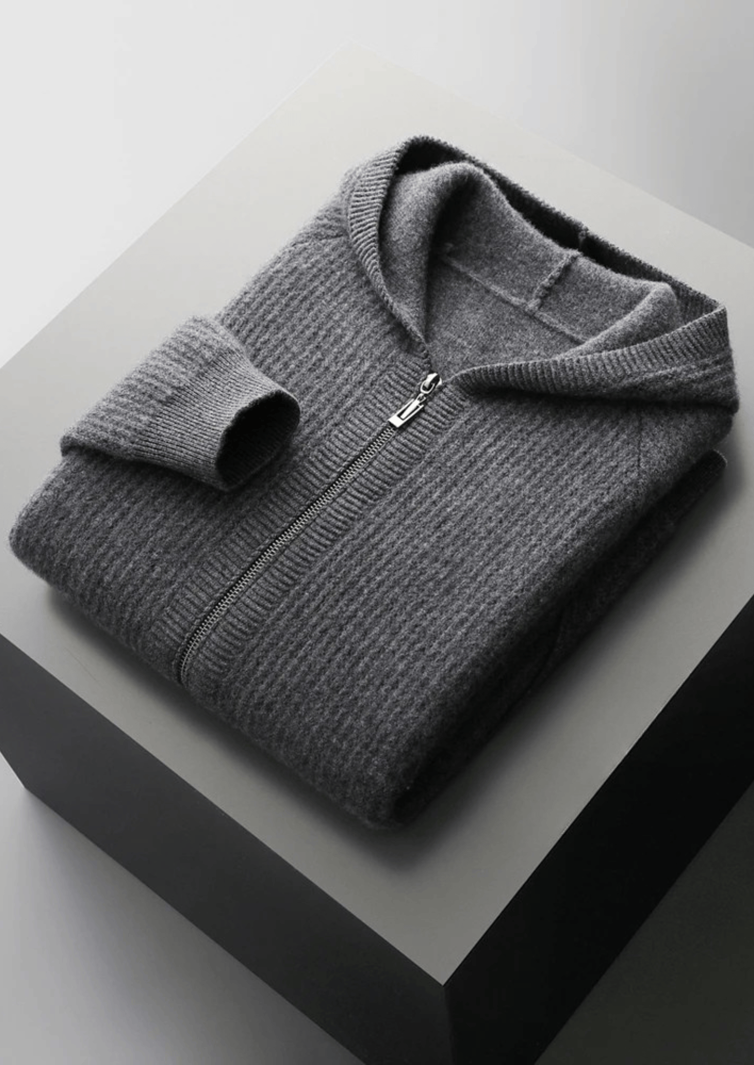 PURE EXTRA-FINE MERINO WOOL RIBBED ZIPPER HOODIE